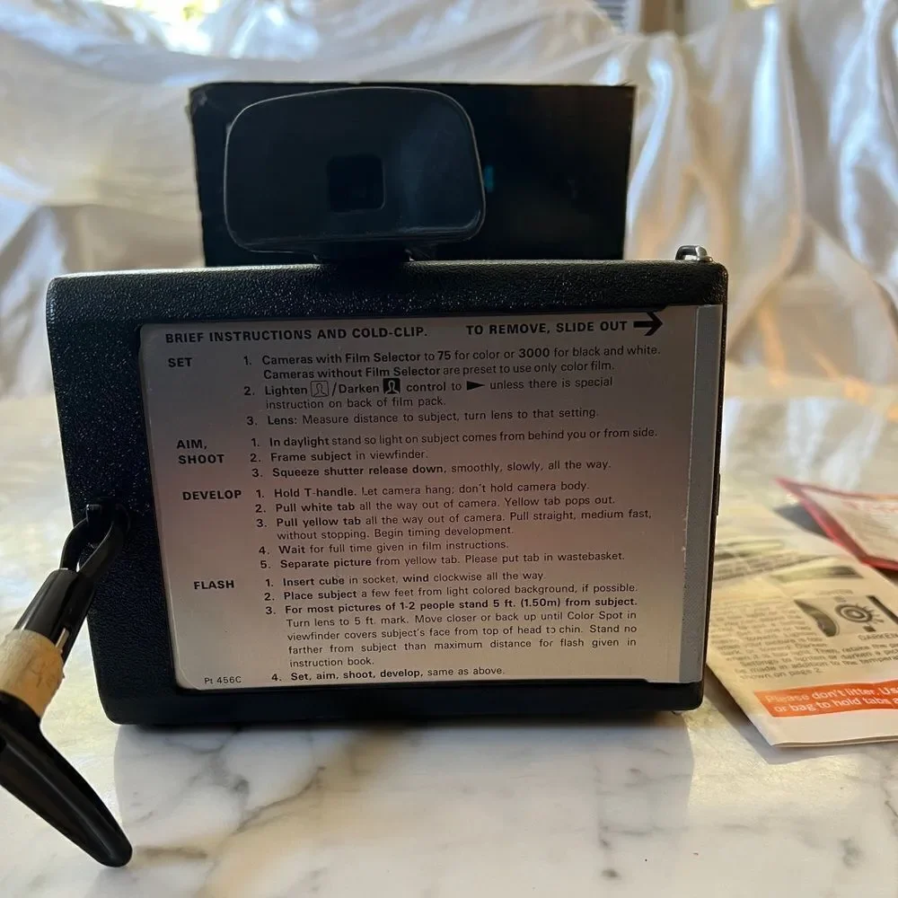 Vintage Polaroid Square Shooter 4 Instant Film Land Camera W/box And Papers